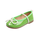 Sapatilha de Verniz Infantil. .Elegância e Conforto para os Pequenos.  o Toque Perfeito de Estilo!"